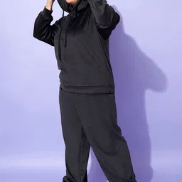 SASSAFRAS Curve Plus Size Velour Hooded Sweatshirt With Joggers-93