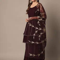 Meeranshi Striped Gotta Patti Kurta With Sharara & Dupatta-picture-15