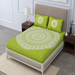 UNIQCHOICE Green & White Printed Pure Cotton120 TC Queen Bedsheet with 2 Pillow Covers-image-58