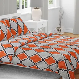 AAZEEM Orange & Black Geometric Printed 210 TC Queen Bedsheet with 2 Pillow Covers-45