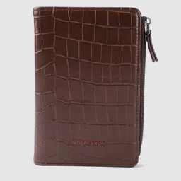 Lino Perros Women Textured Passport Holder-29