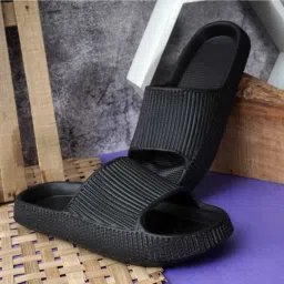 fuliva Men Slides image 5