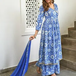 Janasya Cotton Floral Block Print Kurta With Flared Palazzo & Dupatta image 3