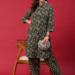 Anouk Green Floral Printed Shirt Collar Pure Cotton Straight Kurta With Trouser-36