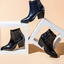 Saint G Women Blue Solid Mid-Top Shiny Patent Leather Chelsea Boots-45
