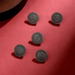 COSA NOSTRAA Set of 5 Circular Daring Deer Textured Buttons-45