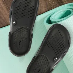 HIROLAS Men Perforated Comfortable Rubber Clogs-picture-8