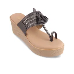 Tresmode Textured One Toe Wedge Heels-23