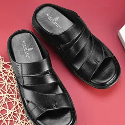 MICHAEL ANGELO Slip-On Comfort Sandals-image-94