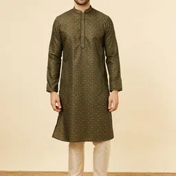 Manyavar Mandarin Collar Printed Regular Straight Kurta with Pyjamas-picture-17