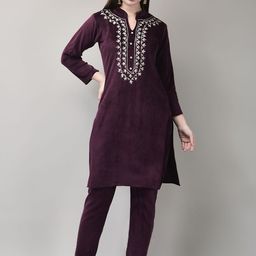 FNOCKS Floral Yoke Design Mandarin Collar Thread Work Velvet Straight Kurta With Trousers-picture-4