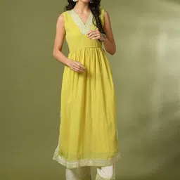 Sangria Sequined A-Line Georgette Kurta With Trousers-picture-4