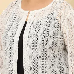 UnaOne Plus Size Self Design Open Front Cotton Shrug image 4