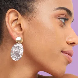 SOHI Gold-Toned Contemporary Drop Earrings-40