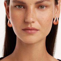 VAGHBHATT Set Of 2 Teardrop Shaped Studs Earrings image 5