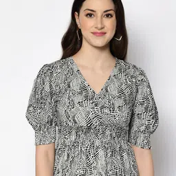 PRETTY LOVING THING Women Black & Cream-Coloured Print Blouson Top-image-84