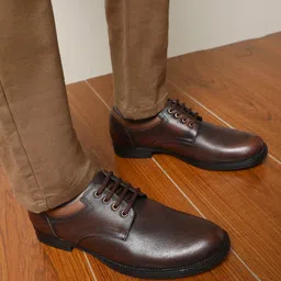 Liberty Men Navy & Brown Solid Leather Semiformal Derbys-image-56