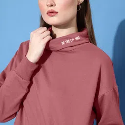 The Roadster Lifestyle Co. Women Dusty Pink Solid Knit Co-Ord Set-picture-50