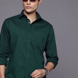 Men Slim Fit Solid Casual Shirt-image-53