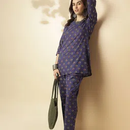 Shaily Blue Floral Printed V-Neck Tunic & Trousers-picture-24
