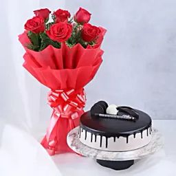 Beautiful Red Rose Hamper Eggless Standard-image-91