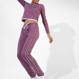 Campus Sutra Printed Pure Cotton Top & Jogger Co-Ords Set-image-87