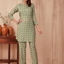 CHANSI Printed Tunic & Trouser-picture-2