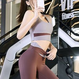 LULU & SKY Colourblocked Crop Top With Tights Co-Ords-picture-0