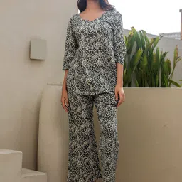 RANGREAL Ethnic Motifs Printed Notched Neck Tunic & Palazzos-picture-57