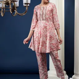 Bani Women Floral Printed Round Neck Thread Work Fit & Flare Tunic & Trousers-picture-27
