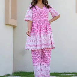 HOUSE OF JAMOTI Embroidered Chikankari Pure Cotton Tunic & Trouser-picture-27
