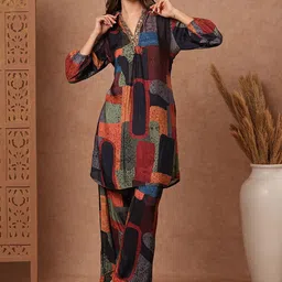 FASHOR Printed Collar Neck Tunic With Palazzo Co-Ords-image-35