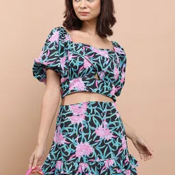Tokyo Talkies Floral Printed Square-Neck Crop Top with Layered Ruffle Skirt-17