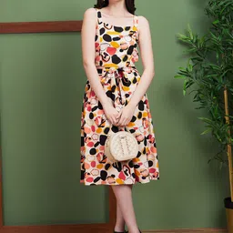 Globus Printed Co-Ord Set With Strappy Top & Pleated Skirt-picture-1