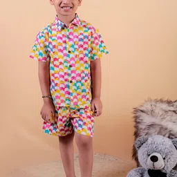 UNBIND Printed Shirt With Shorts Co-Ords-image-27