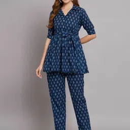 Vastralay Women Printed Cotton Top With Trouser & Belt-picture-13