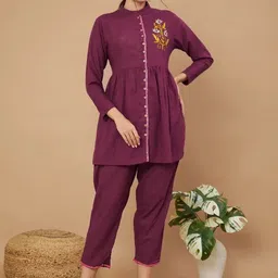 Aaheli Floral Embroidered Mandarin Collar Gathered Pure Cotton Tunic With Trousers-picture-50