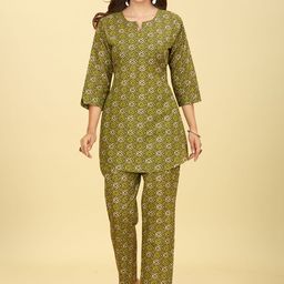 ODD BY chansi TRENDZ Ethnic Motifs Printed Straight Kurta With Trousers-image-93