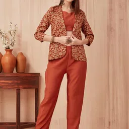 Chandbaali Sweetheart Neck Top & Trouser With Jacket-picture-33