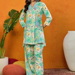 AHIKA Green Floral Printed Mandarin Collar Tunic With Trousers-picture-43