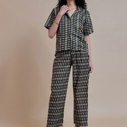 The Roadster Lifestyle Co. Green & Blue Geometric Printed Shirt With Trousers-picture-37