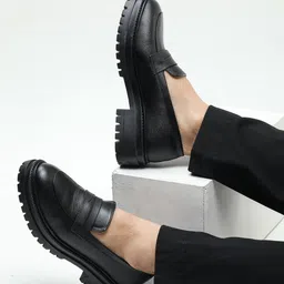 SHUZ TOUCH Women Penny Loafers-47