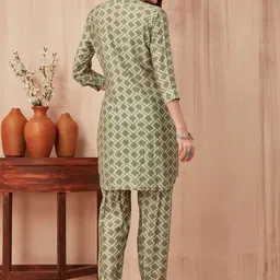 CHANSI Printed Tunic & Trouser image 4