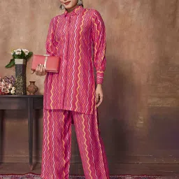 Chandbaali Chevron Printed Tunic with Palazzos image 3