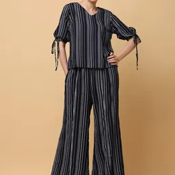 BLACK & BLAH BLAH Geometric Printed V-Neck Relaxed Fit Top & Flared Trouser-26