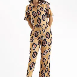 SANSKRUTIHOMES Tan Printed Shirt Collar Shirt & Trousers-image-29