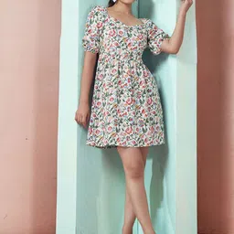 Selvia Floral Printed Square Neck Puff Sleeves Fit & Flare Dress-image-42