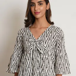 KALINI Animal Printed V-Neck Cotton Empire Top-image-9