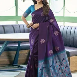 Sanwariya Silk Ethnic Motifs Woven Design Zari Kanjeevaram Saree-image-97