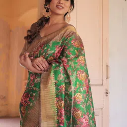 KALINI Floral Cotton Blend Saree With Blouse Piece-picture-10